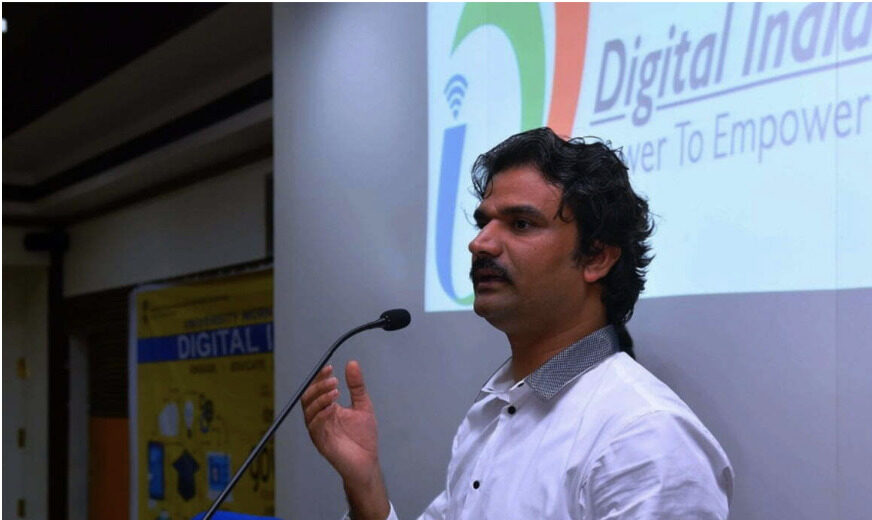 Santosh Talaghatti speaking at a Digital India — Power to Empower session
